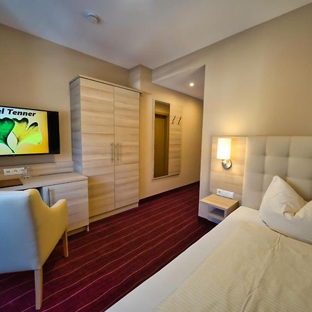 Hotel Tenner Neustadt an der Weinstraße Esterno foto